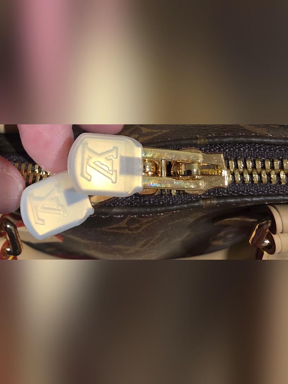 Louis Vuitton NanoSpeedy Bandoulière handbag - Picture 5 of 9